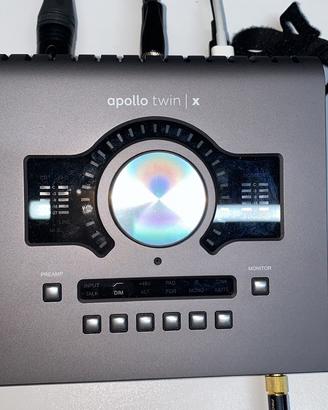 UNIVERSAL AUDIO in X Quad Apollo Tw