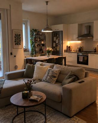 Trilocale con due camere e balcone - Nova Milanese