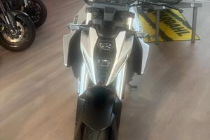 Suzuki GSX-8S
