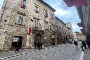 Appartamento di 140 m² con 4 locali a Narni