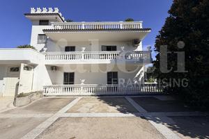 Stabile/Palazzo Sant'Egidio del Monte Albino