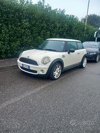 MINI Mini Cooper A.E. - 2010