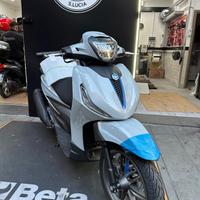 Piaggio Beverly 300 Nuovo Piaggio beverly 310 pron