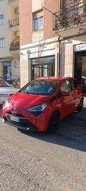 Toyota Aygo Connect 1.0 VVT-i 72 CV 5 porte x-clus
