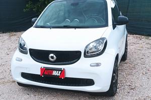 Smart ForTwo 70 1.0 black passion