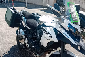 Benelli trk 502x