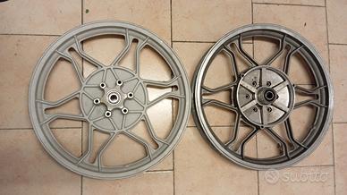 Cerchi moto Guzzi 1000sp 850 le Mans ecc.