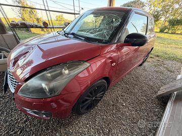 Suzuki swift sport 1.6 136cv 2013 -incidentata