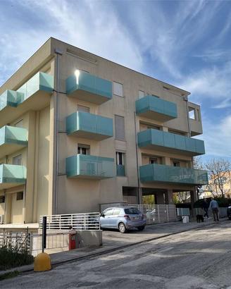 nuovissimo 3 camere doppi servizi e terrazzi