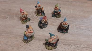 Set 7 Nani in resina da collezione