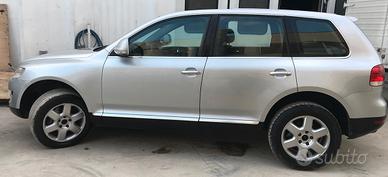VOLKSWAGEN Touareg - 2007