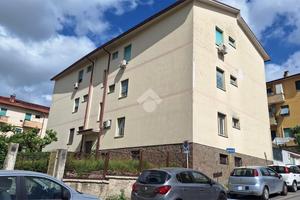 4 LOCALI A COLLEFERRO