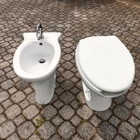 Sanitari wc/bidet alti per anziani