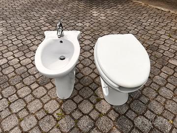 Sanitari wc/bidet alti per anziani