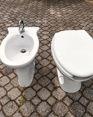 Sanitari wc/bidet alti per anziani