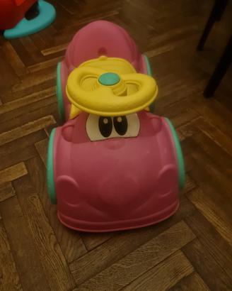 Macchinina cavalcabile Chicco. primi passi 