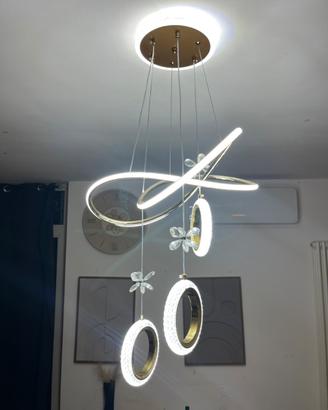 Lampadario moderno Led elegante con cristalli