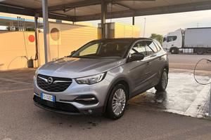 OPEL GRANDLAND X AUTOCARRO