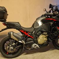 Ducati Multisrrada v4s gran tour