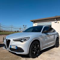 Alfa Romeo Stelvio 2.0 Q4 280cv Veloce TI