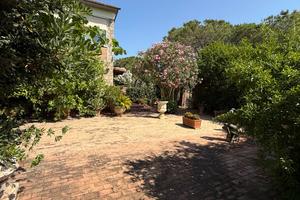 Villetta bifamiliare con ingresso indipendente