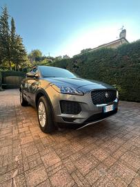 Jaguar epace catena rifatta
