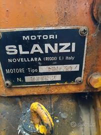 Motopompa Slanzi con tubi da irrigazione