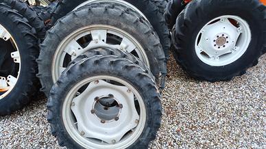 Gomme strette trattore