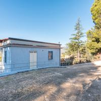 Villa indipendente con giardino a Villafrati