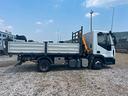autocarro-iveco-con-gru-e-ribaltrabile