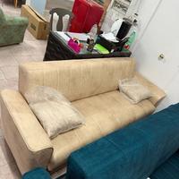 Divano clic clac con cassettone beige venato