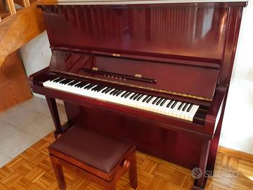 PianoforteYamaha U1