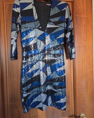 abito desigual con paillettes 