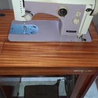 macchina da cucire necchi