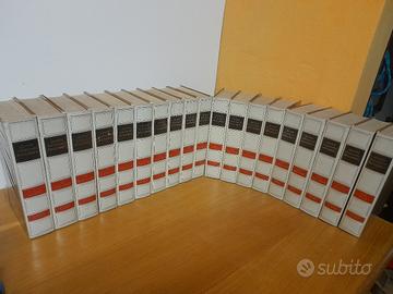 Grande Dizionario Enciclopedico UTET 32 Volumi.