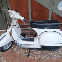 Vespa Px 125  restaurata 