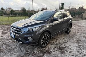 Ford Kuga 1.5 TDCI 120 CV S&S 2WD ST-Line