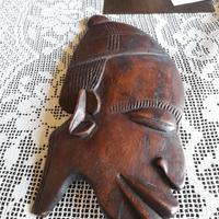 scultura africana in legno