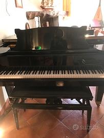 Pianoforte a Coda Marca Toyo