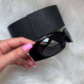 Occhiali da sole neri-prada