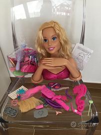 Barbie grande da truccare e pettinare