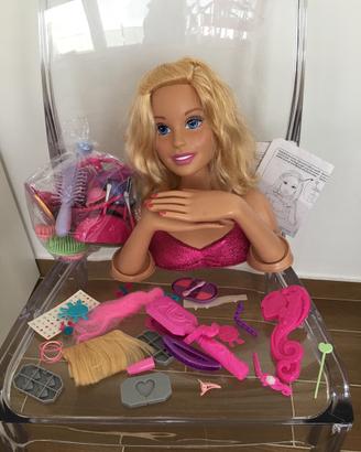 Barbie grande da truccare e pettinare
