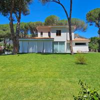 Villa con giardino e spiaggia a piedi / Pula