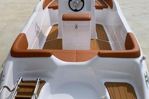 Albatros 585 elegance