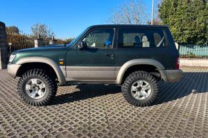 Nissan patrol gr y61
