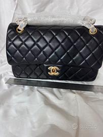Borsa Chanel Classic Flap donna pelle nera