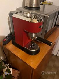 Macchinetta Deloghi Dedica