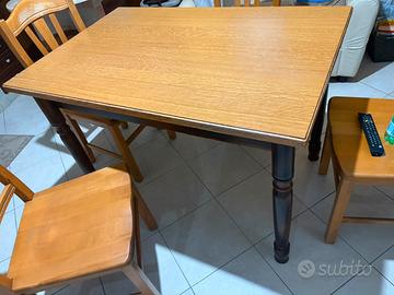 Tavolo artigianale in legno rovere