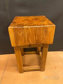 Ceppo in legno da macellaio restaurato
