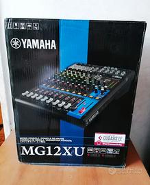 Mixer analogico YAMAHA MG 12 XU